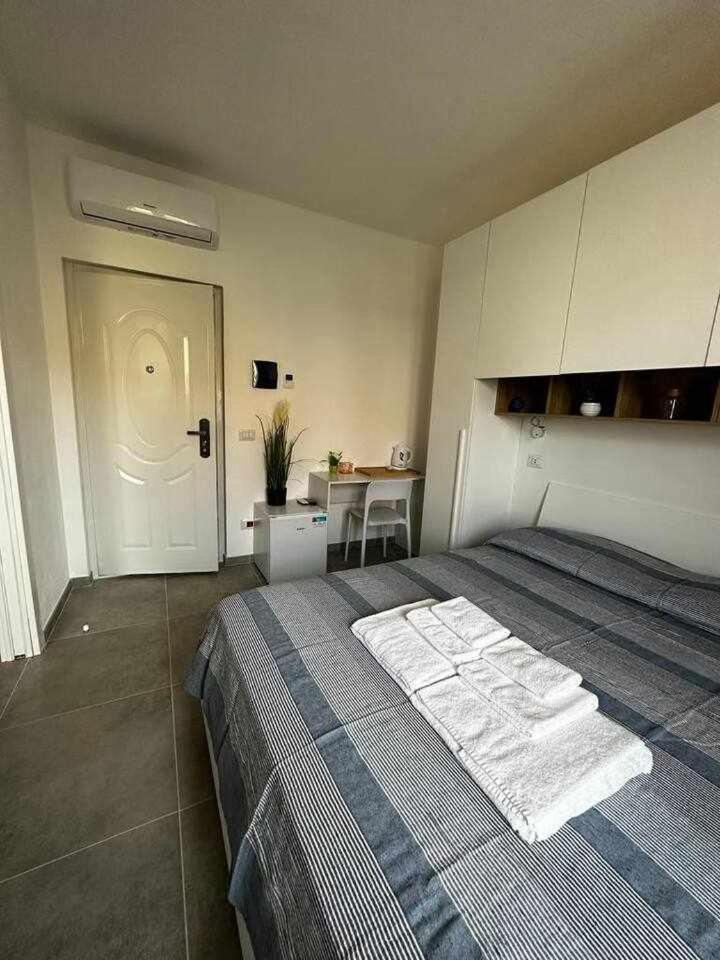 Bed and Breakfast La Residenza Del Re Palau Esterno foto